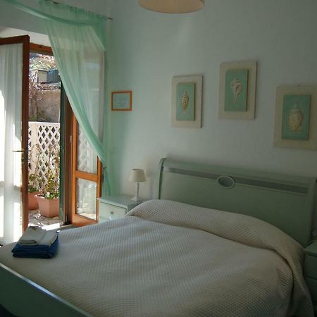 La Rosada Bed & Breakfast Джилио Порто Екстериор снимка